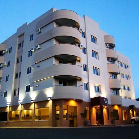 Olimpo Hotel & Suites Итаугуа Экстерьер фото