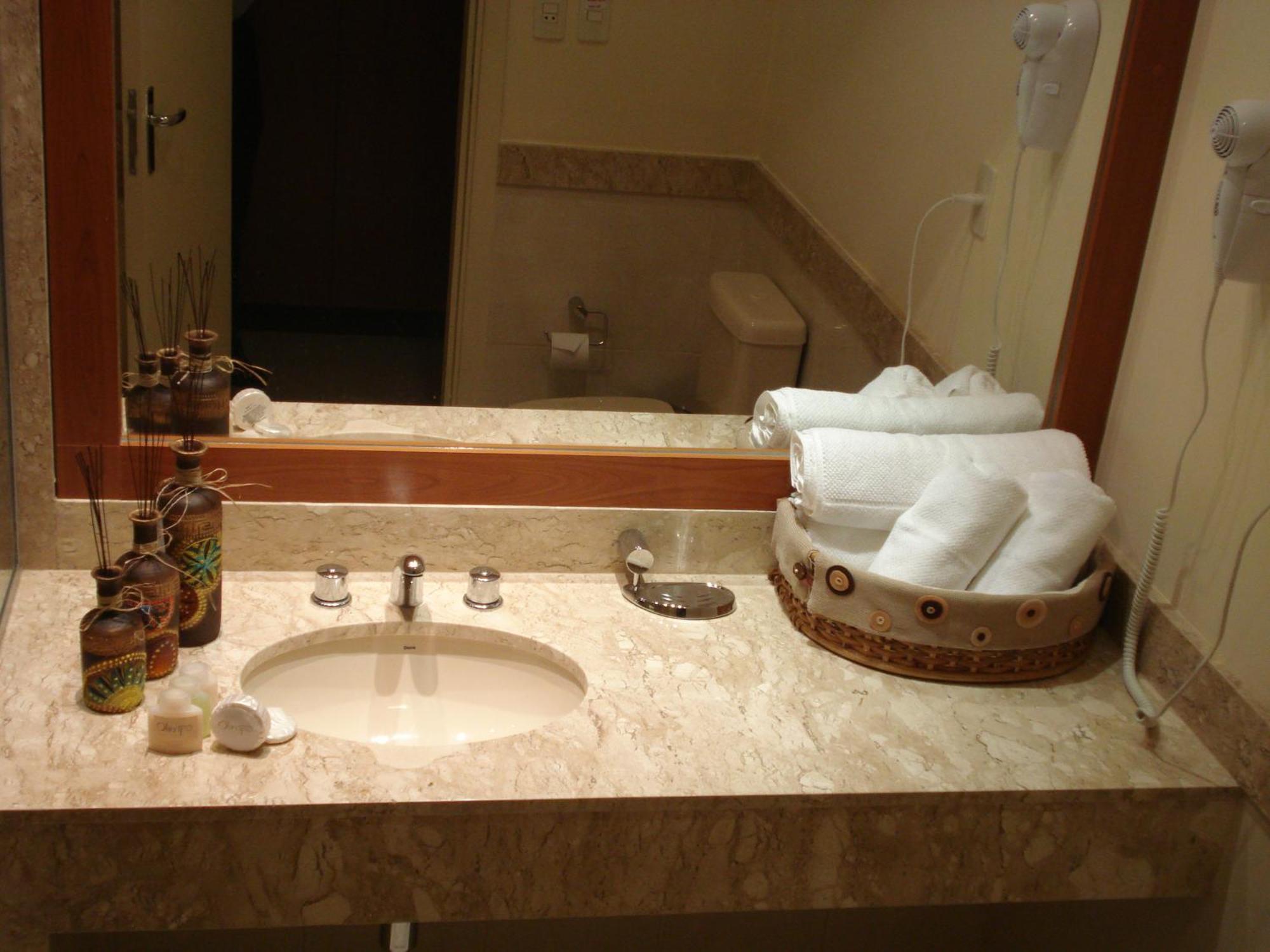 Olimpo Hotel & Suites Итаугуа Экстерьер фото